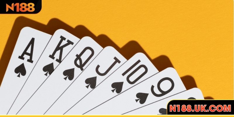 Giới thiệu cho các thành viên về game bài tiến lên